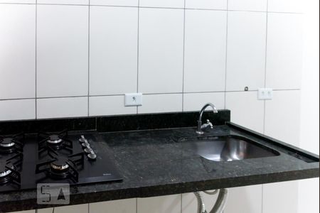 Cozinha de kitnet/studio para alugar com 1 quarto, 25m² em Vila Cunha Bueno, São Paulo