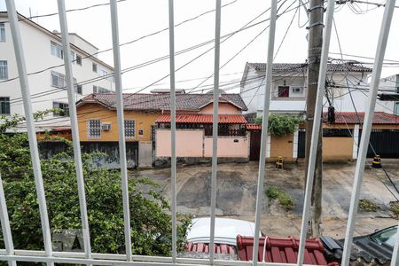 Vista Sala de casa para alugar com 2 quartos, 80m² em Pilares, Rio de Janeiro