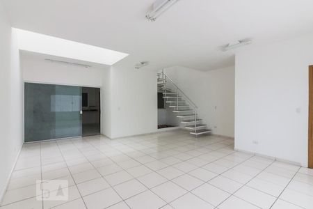 Sala de casa à venda com 3 quartos, 180m² em Vila Ester (zona Norte), São Paulo