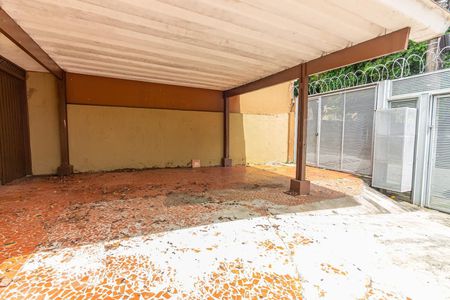 Garagem de casa para alugar com 2 quartos, 65m² em Jaguaré, São Paulo