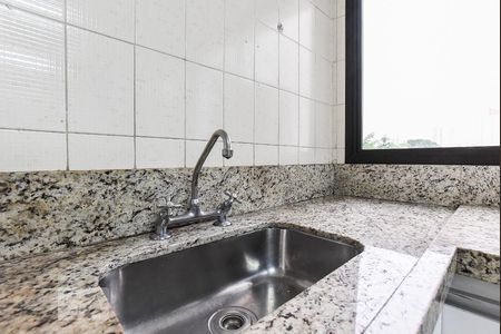 Apartamento à venda com 180m², 4 quartos e 3 vagas Apartamento à venda com 180m², 4 quartos e 3 vagasCozinha