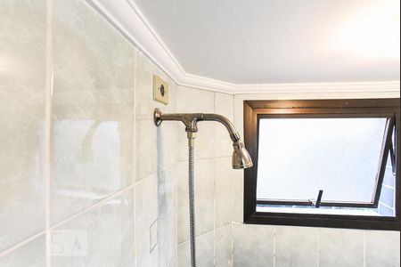 Apartamento à venda com 180m², 4 quartos e 3 vagas Apartamento à venda com 180m², 4 quartos e 3 vagasBanheiro da Suíte 2