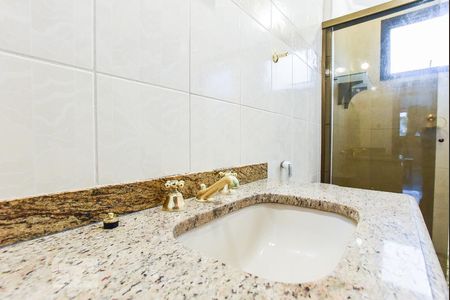 Banheiro da Suíte 1 de apartamento à venda com 4 quartos, 180m² em Nova Petrópolis, São Bernardo do Campo