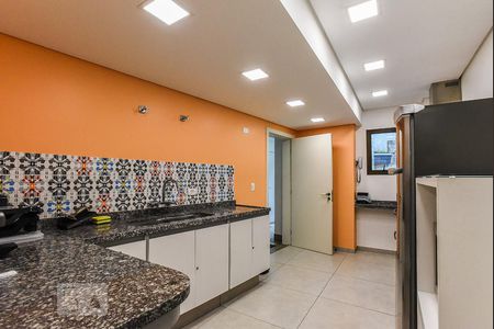 Apartamento à venda com 180m², 4 quartos e 3 vagas Apartamento à venda com 180m², 4 quartos e 3 vagasSalão de Festas