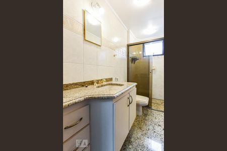 Banheiro da Suíte 1 de apartamento à venda com 4 quartos, 180m² em Nova Petrópolis, São Bernardo do Campo