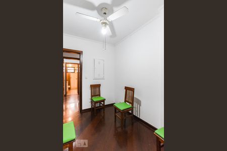 Apartamento à venda com 180m², 4 quartos e 3 vagas Apartamento à venda com 180m², 4 quartos e 3 vagasQuarto 4