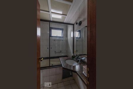 Apartamento à venda com 315m², 3 quartos e 3 vagas Apartamento à venda com 315m², 3 quartos e 3 vagasBanheiro do Quarto 3