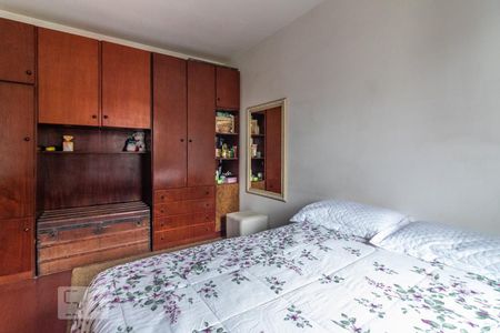 Apartamento à venda com 315m², 3 quartos e 3 vagas Apartamento à venda com 315m², 3 quartos e 3 vagasQuarto 2