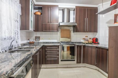 Apartamento à venda com 315m², 3 quartos e 3 vagas Apartamento à venda com 315m², 3 quartos e 3 vagasCozinha