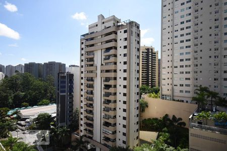 Vista de apartamento para alugar com 3 quartos, 92m² em Jardim Londrina, São Paulo