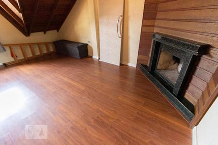 Casa para alugar com 265m², 4 quartos e 2 vagas Casa para alugar com 265m², 4 quartos e 2 vagasQuarto 2 Terceiro Andar