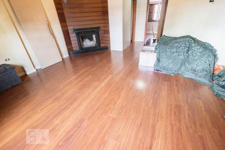 Casa para alugar com 265m², 4 quartos e 2 vagas Casa para alugar com 265m², 4 quartos e 2 vagasQuarto 2 Terceiro Andar