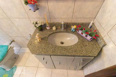 Casa para alugar com 265m², 4 quartos e 2 vagas Casa para alugar com 265m², 4 quartos e 2 vagasBanheiro Segundo Andar