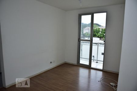 Sala de apartamento à venda com 2 quartos, 55m² em Taquara, Rio de Janeiro