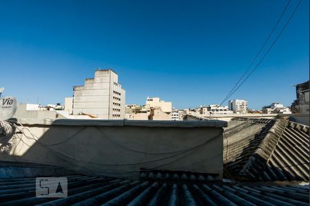Vista de kitnet/studio para alugar com 1 quarto, 12m² em Copacabana, Rio de Janeiro