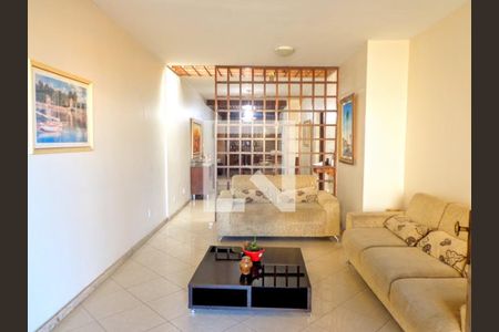 Casa à venda com 2 quartos, 60m² em Sagrada Família , Belo Horizonte