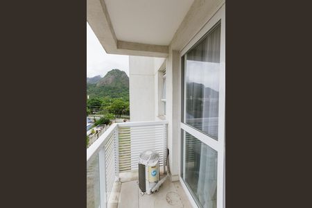 Varanda de kitnet/studio à venda com 1 quarto, 20m² em Jacarepaguá, Rio de Janeiro