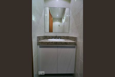 Lavabo de apartamento para alugar com 3 quartos, 197m² em Recreio dos Bandeirantes, Rio de Janeiro