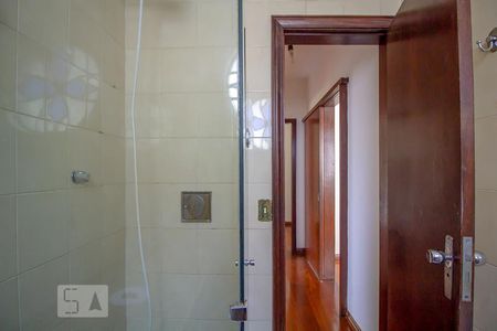 Banheiro  de apartamento para alugar com 3 quartos, 100m² em Alto Barroca, Belo Horizonte