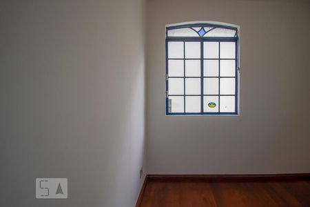 Quarto de apartamento para alugar com 3 quartos, 100m² em Alto Barroca, Belo Horizonte