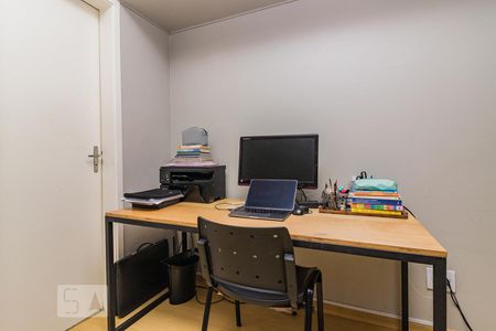 Sala/Quarto de kitnet/studio para alugar com 1 quarto, 48m² em Cidade Baixa, Porto Alegre