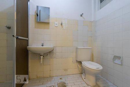 Banheiro de kitnet/studio à venda com 1 quarto, 33m² em Vila Lídia, Campinas