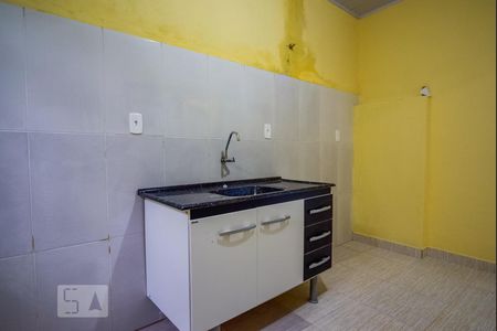 Cozinha de casa para alugar com 1 quarto, 31m² em Olímpico, São Caetano do Sul
