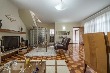 Sala de casa para alugar com 3 quartos, 350m² em Jardim Prudência, São Paulo