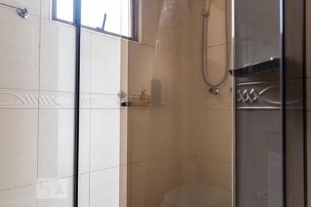 Banheiro de apartamento à venda com 3 quartos, 130m² em Cidade Nova, Belo Horizonte