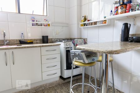 Cozinha de apartamento para alugar com 3 quartos, 130m² em Cidade Nova, Belo Horizonte