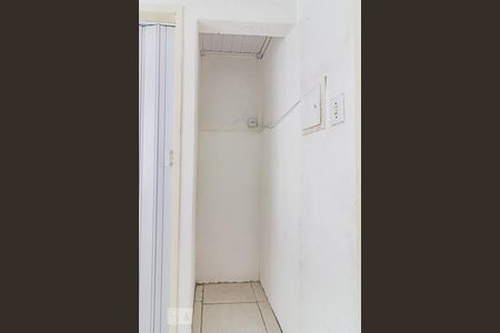 Cozinha de kitnet/studio para alugar com 1 quarto, 18m² em Centro Histórico, Porto Alegre