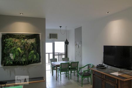 Sala de kitnet/studio para alugar com 1 quarto, 56m² em Leblon, Rio de Janeiro