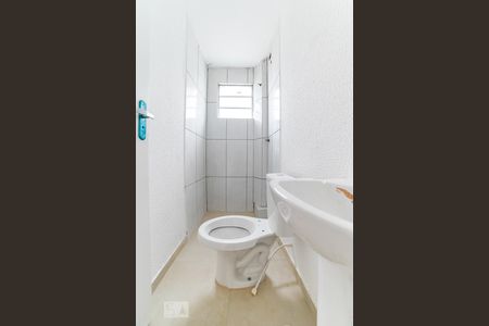 Banheiro de apartamento para alugar com 1 quarto, 35m² em Vila Gustavo, São Paulo