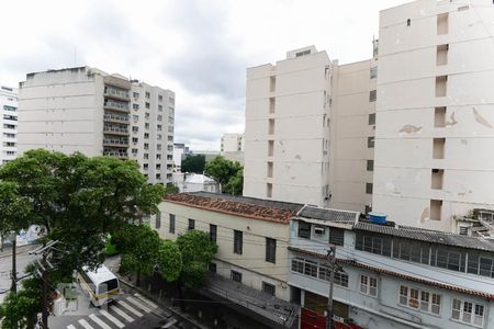 Vista Quarto 2 de apartamento para alugar com 2 quartos, 77m² em Maracanã, Rio de Janeiro