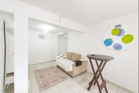 Sala de casa para alugar com 1 quarto, 40m² em Jardim Atlântico, Florianópolis