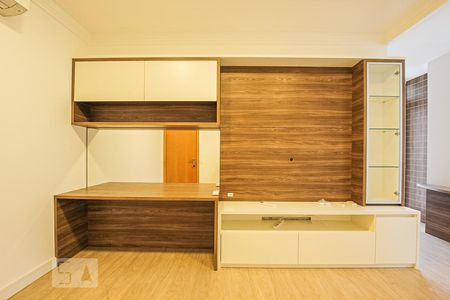 Sala de apartamento para alugar com 1 quarto, 50m² em Cambuí, Campinas