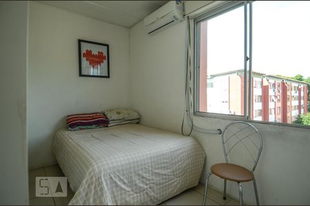 Quarto de apartamento à venda com 1 quarto, 43m² em Vila Nova, Porto Alegre