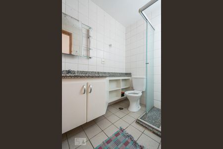 Banheiro de apartamento à venda com 1 quarto, 42m² em Vila Guarani (z Sul), São Paulo
