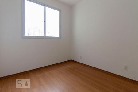 Quarto 1 de apartamento para alugar com 2 quartos, 41m² em Itaquera, São Paulo