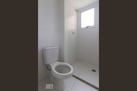 Banheiro de apartamento para alugar com 2 quartos, 41m² em Itaquera, São Paulo