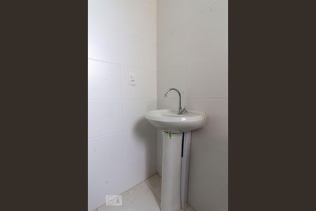 Banheiro de apartamento para alugar com 2 quartos, 41m² em Itaquera, São Paulo