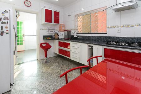 Cozinha de casa para alugar com 4 quartos, 270m² em Cidade Mãe do Céu, São Paulo