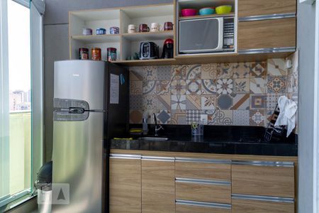 Cozinha de apartamento à venda com 1 quarto, 60m² em Parque Industrial Tomas Edson, São Paulo