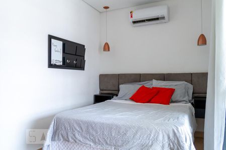 Quarto  de apartamento à venda com 1 quarto, 60m² em Parque Industrial Tomas Edson, São Paulo