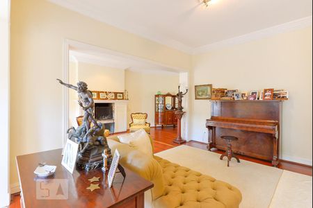 Sala de casa à venda com 4 quartos, 287m² em Jardim Paulista, São Paulo