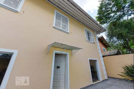 Fachada de casa à venda com 4 quartos, 287m² em Jardim Paulista, São Paulo