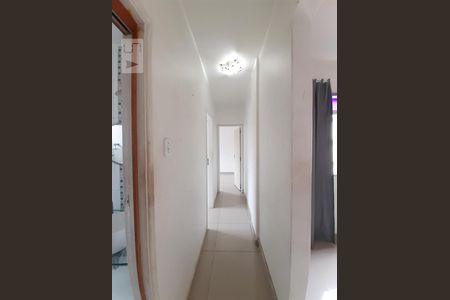 Corredor de apartamento para alugar com 3 quartos, 65m² em Piedade, Rio de Janeiro