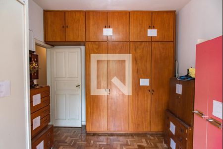 Casa para alugar com 328m², 5 quartos e 3 vagas Casa para alugar com 328m², 5 quartos e 3 vagasQuarto 2
