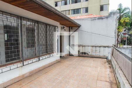 Casa para alugar com 328m², 5 quartos e 3 vagas Casa para alugar com 328m², 5 quartos e 3 vagasVaranda (casa superior)