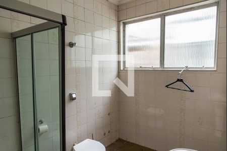 Casa para alugar com 328m², 5 quartos e 3 vagas Casa para alugar com 328m², 5 quartos e 3 vagasBanheiro (casa superior)